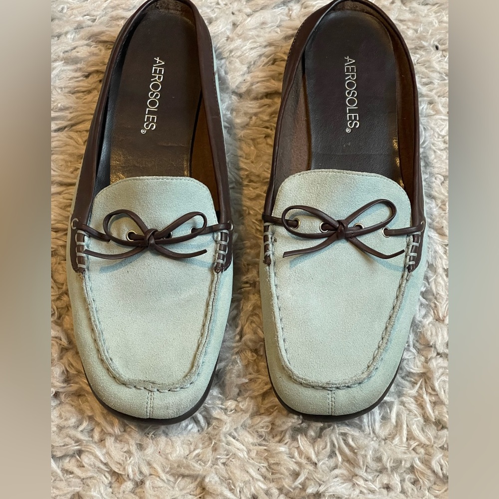 Aerosoles Jamera, light blue suede and brown leather mule